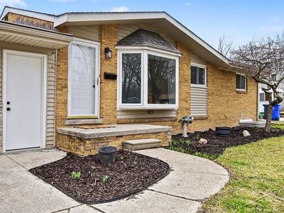 413 Wilson Dr, Midland, MI, 48642