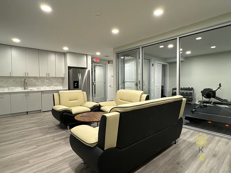 458 Washington St #103 — Photo 10