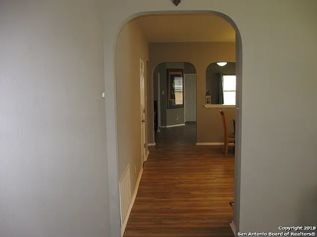 3 bed, 1653 sqft, $1,575 — Photo 2