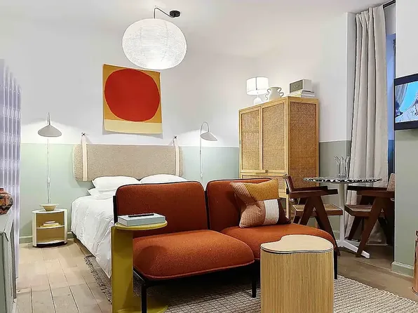196 Elizabeth St APT 12, New York, NY 10012