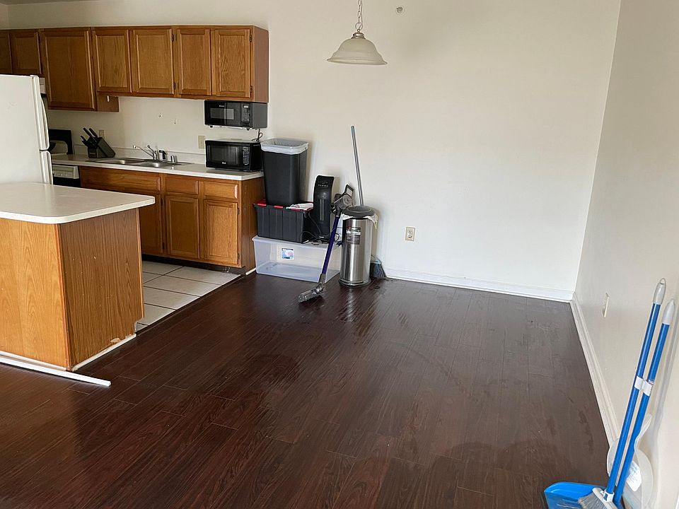 251 Simpson Ave APT 218, Lexington, KY 40504 | Zillow