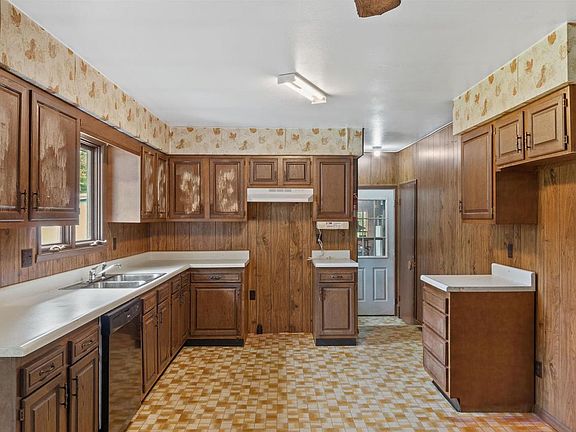 3rd image of 8130 52ND STREET SOUTH