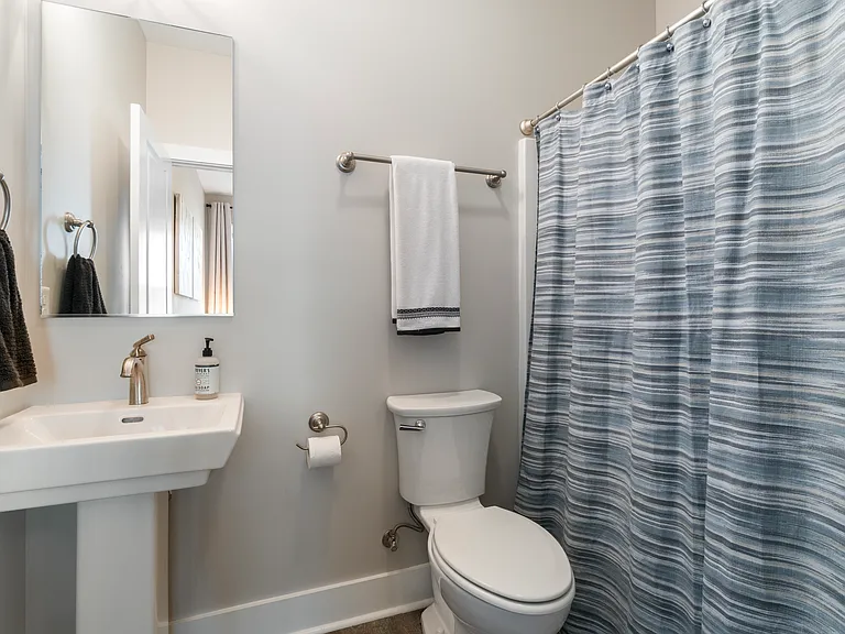 1705 Adams St — Photo 25