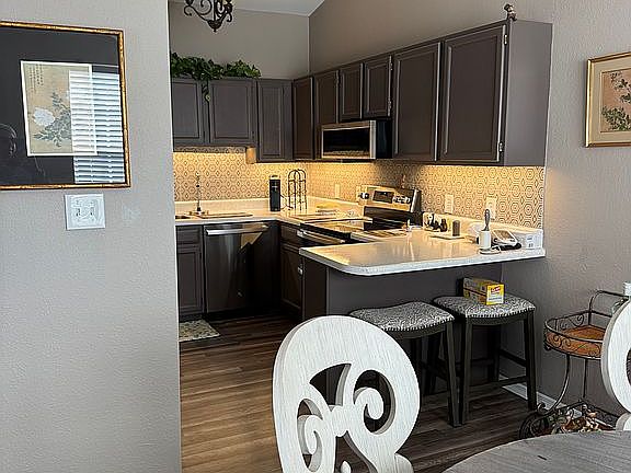 2nd image of 8630 Sunpoint Rd