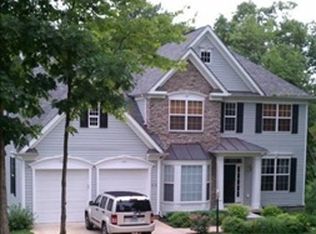 413 S Lakeview Dr, Cross Junction, VA 22625