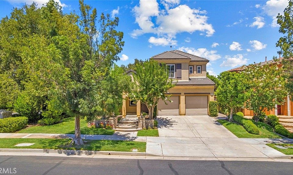 1st image of 26882 Greenleaf Ct