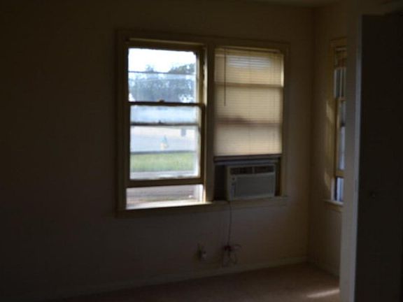3rd image of 3116 Bowie St
