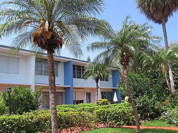 2nd image of 9455 Bay Harbor Ter APT 4S