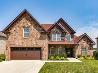 521 Larkspur Dr., Clarksville, TN 37040