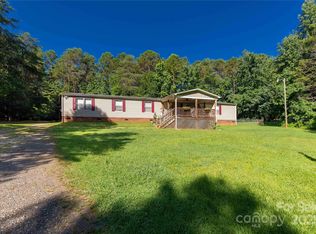 338 Aquarius Dr, Clover, SC 29710