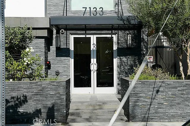 3 bed, 1500 sqft, $3,950 — Photo 3