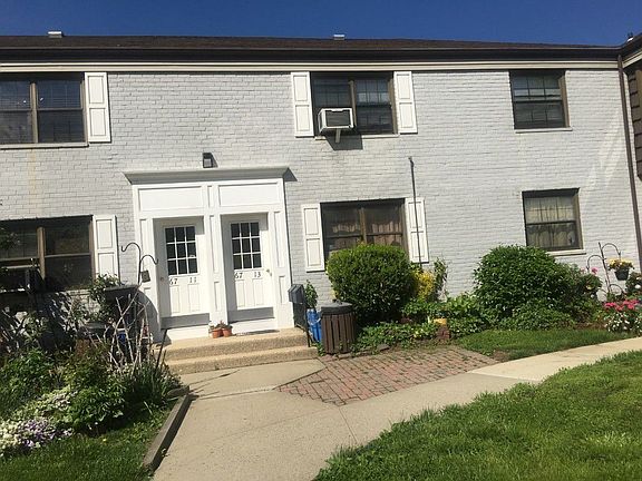3rd image of 13651 Park Ln #B
