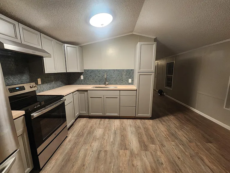 134 Village Dr — Photo 13