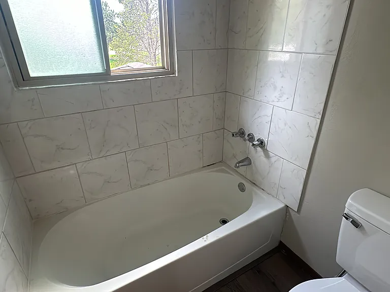 1210 Iowa Ave — Photo 6