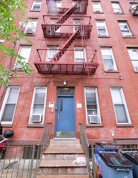 1st image of 485 Saint Marks Ave APT 1R