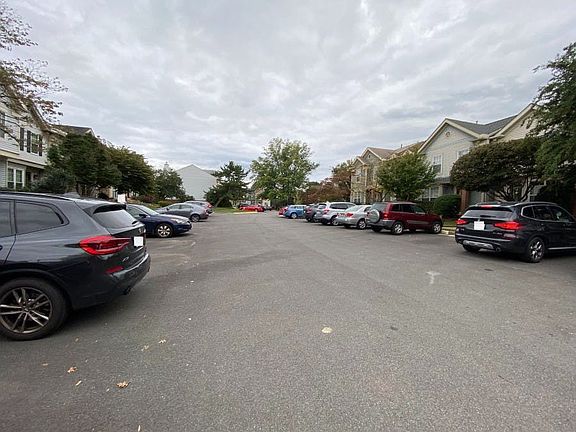 4th image of 6559 Medinah Ln