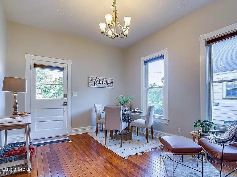 409 E Brandeis Ave — Photo 2