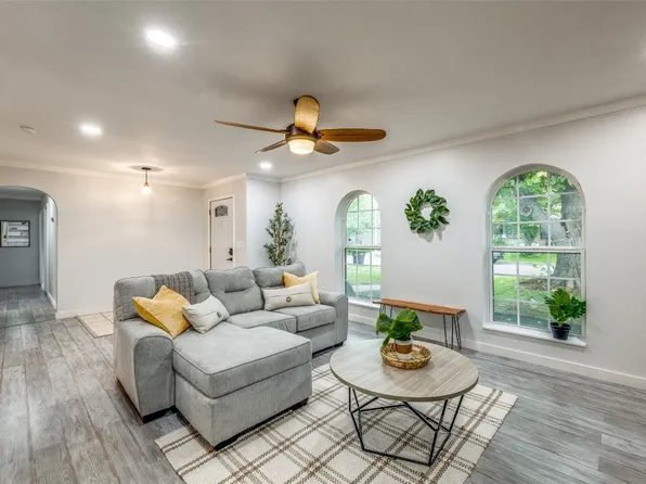 1304 Prelude Dr, Fort Worth, TX 76134