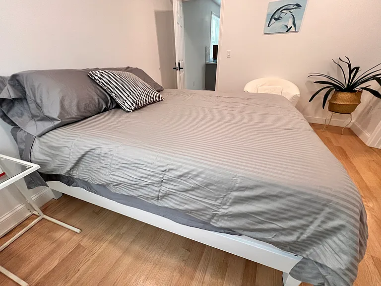 18 Autumn St — Photo 17