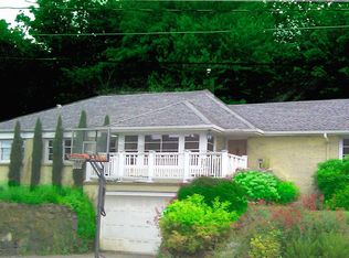 5321 SW Menefee Dr, Portland, OR 97239