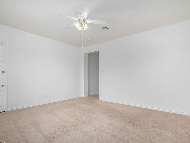 2615 W Balao Dr — Photo 19