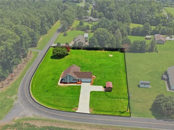 138 Boxwood Church Rd, Mocksville, NC 27028