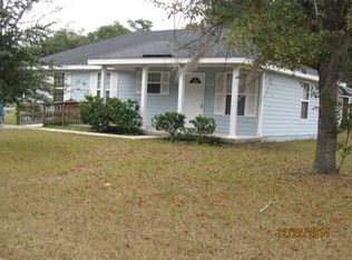 3697 Wood Creek Ln, Jacksonville, FL 32206