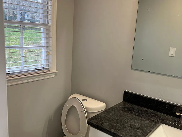 6959 Lockridge Dr — Photo 39