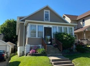 112 E 9th St, Muscatine, IA 52761