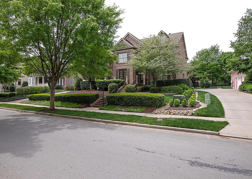 1st image of 1613 Championship Blvd