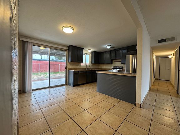 4th image of 2356 Santa Catalina Dr