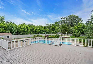 257 Ford Rd — Photo 43