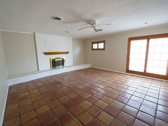 2nd image of 4604 Dakota Ave