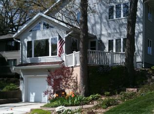 2893 Waubesa Ave, Madison, WI 53711