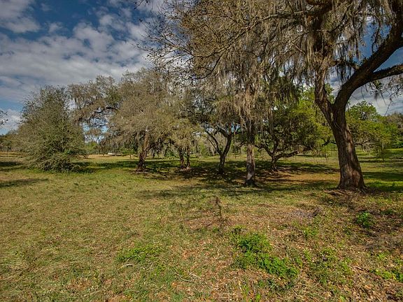 3rd image of 10200 NW Highway 320