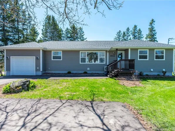 1042 Elmwood Dr, Moncton, NB E1H 2G9