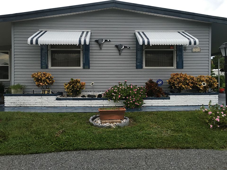 1st image of 2823 Lake Haven Dr