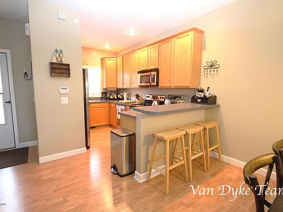 2nd image of 12450 Bayview Dr