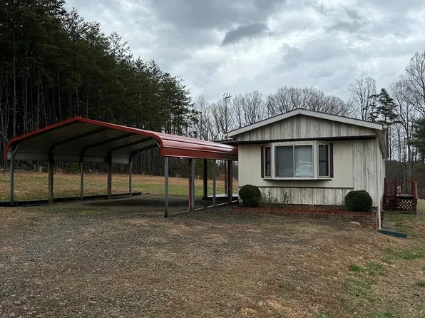 357 Oliver Dr, Bassett, VA 24055