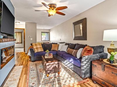 145 River Woods Ln, Burnsville, MN, 55337