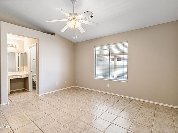 3rd image of 1646 E BISHOP Court