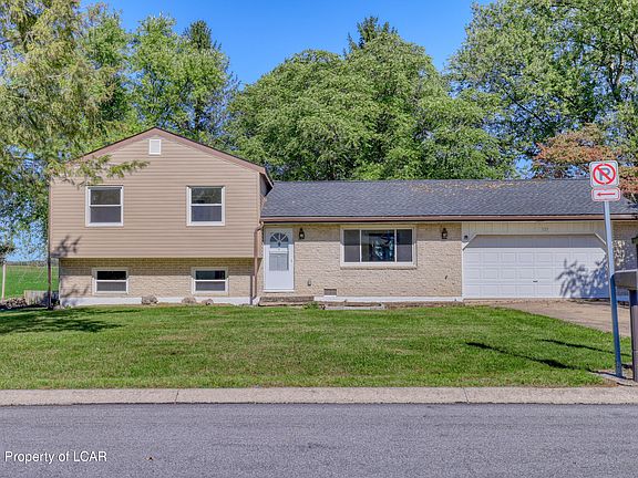 2nd image of 125 Ramblewood Rd