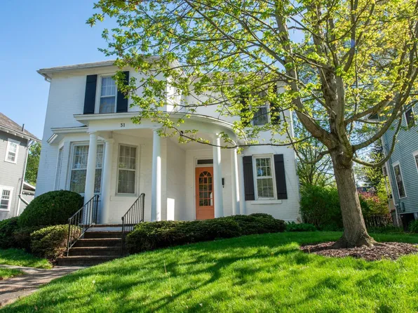 31 Maplewood Dr, Athens, OH 45701