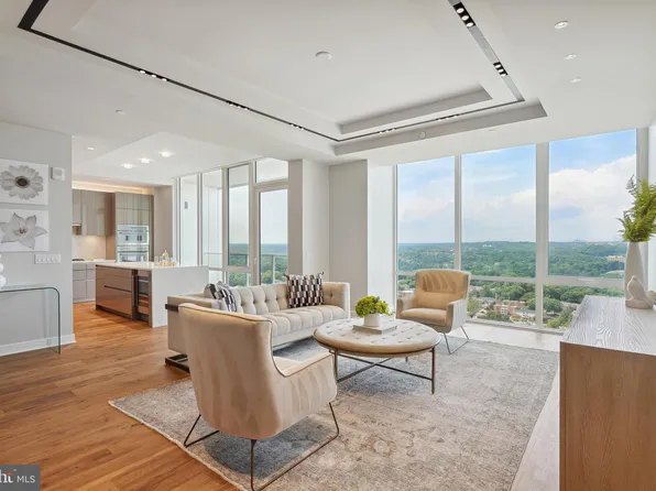 1781 N Pierce St #2302, Arlington, VA 22201