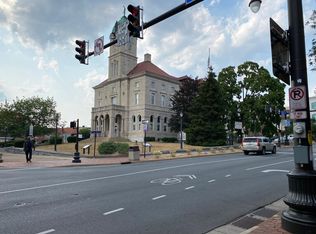 28 S Main St #4, Harrisonburg, VA
