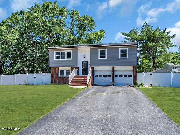 2nd image of 3 Widgeon Drive