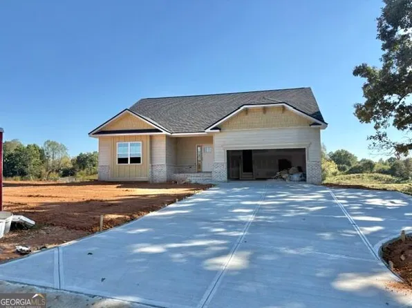 105 Goodness Ct, Commerce, GA 30530