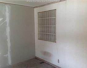 4th image of 321 Kanawha Ave
