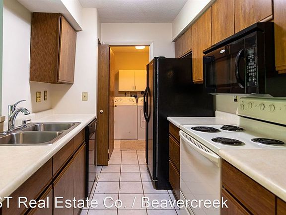 3rd image of 1401 Lake Pointe Way #14012