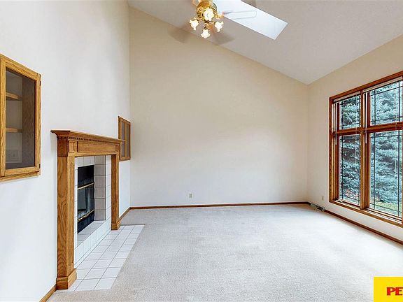 4th image of 1120 Wood Ct
